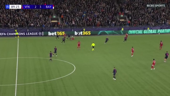 神奇的維京3-3絕平十人拜仁！豪格力壓戴維斯後點頭球破門！